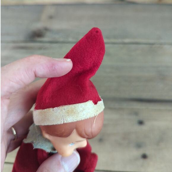 Vintage 1950s MCM Kitschy Red and White Striped Oversized Elf Knee Hugger Japan - Picture 7 of 10